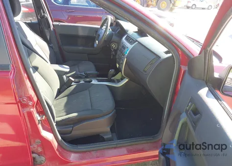 2009 Ford Focus Se z USA, uszkodzony, nr VIN 1FAHP35N59W237426